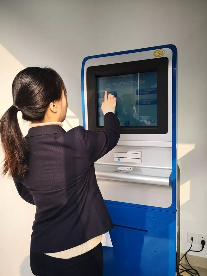 贺州24小时套医保卡回收(24小时套医保卡回收什么意思)