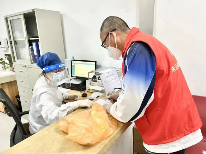 贺州24小时高价回收医保(24小时高价回收医保医保套出)